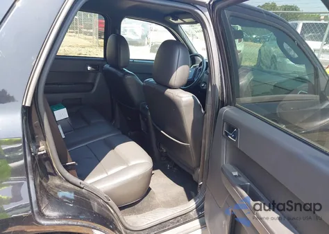 2010 Ford Escape Limited z USA, uszkodzony, nr VIN 1FMCU9EG5AKA64242